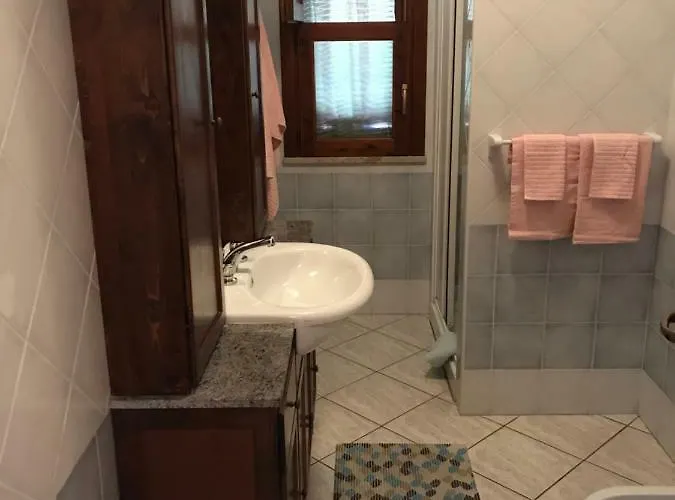 Semesterbostad Casa Vacanza Chiara